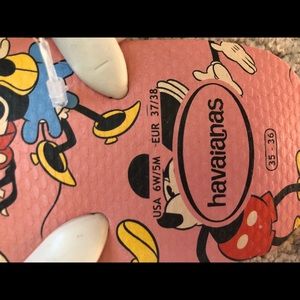 Disney Havaianas size 6